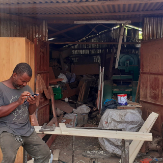 Atelier Menuiserie, Tapisserie & soudure Mangrove