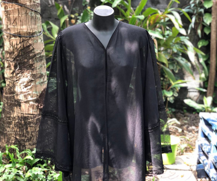 Transparent kimono with black beads